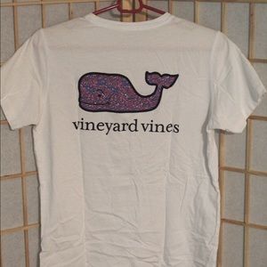 Women’s size small Vineyard Vines t-shirt